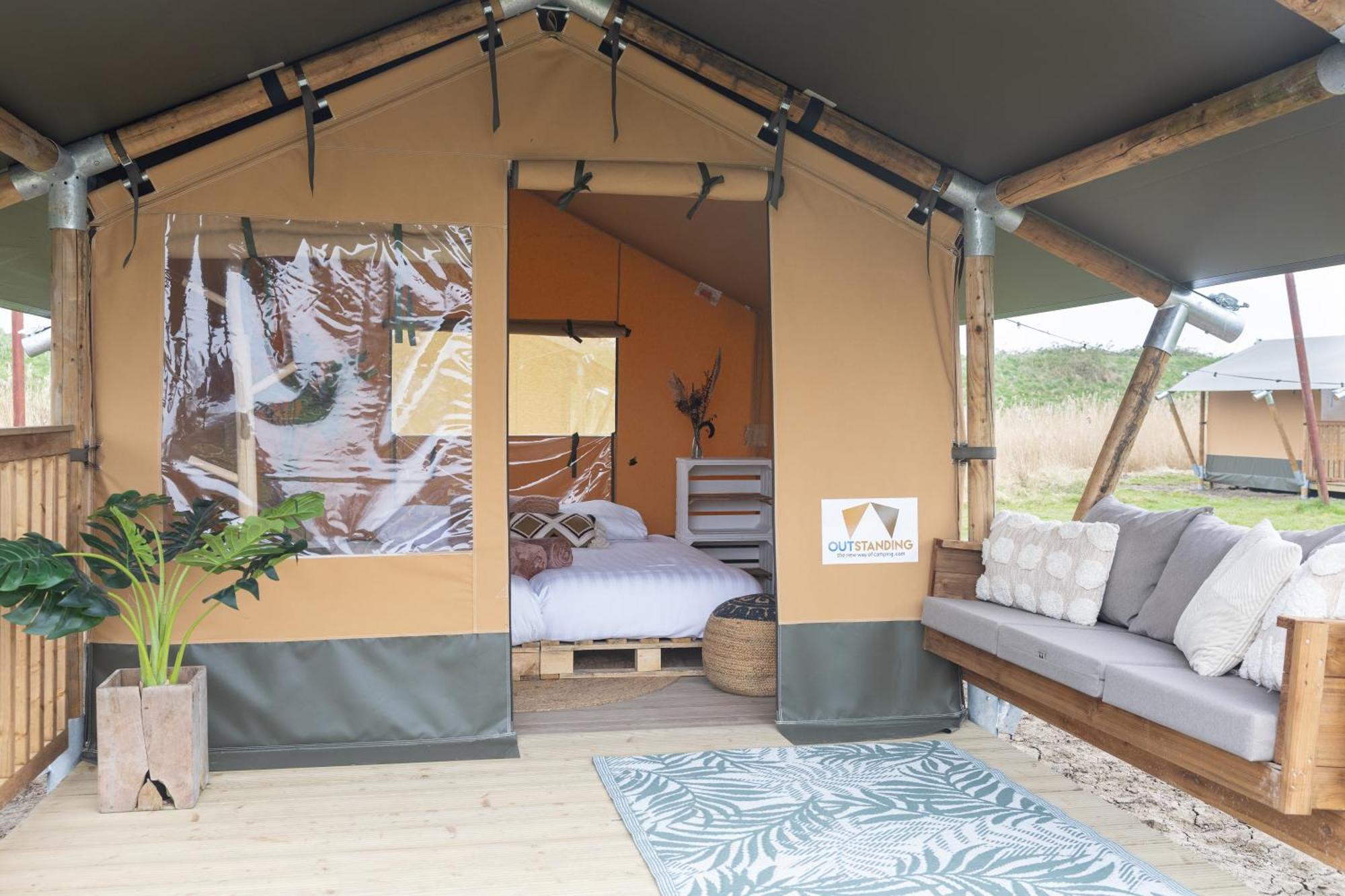 Hotel Tinyparks Eiland Tiengemeten Zuid-Beijerland